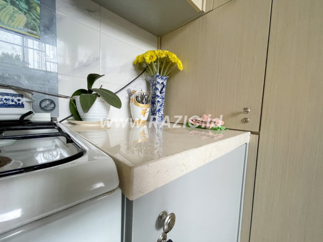 Bikin Kitchen Set Dapur Kecil Sempit Kayu Putih