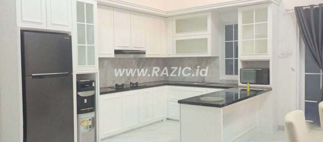 Dinding Kitchen Set 2 Meter Kayu Putih