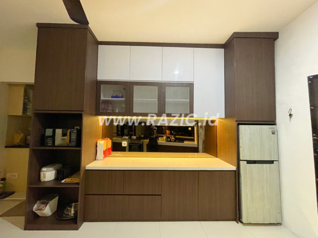 Foto Kitchen Set Bahan Pvc Kayu Putih