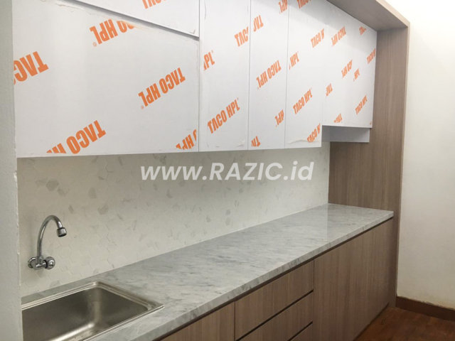Furniture Kitchen Set Terbaru Kayu Putih