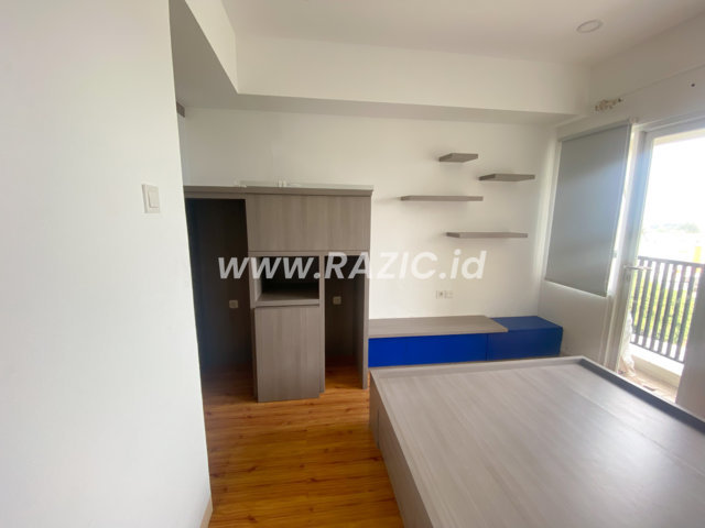 Balkon Desain Interior Apartemen Transisional Jakarta