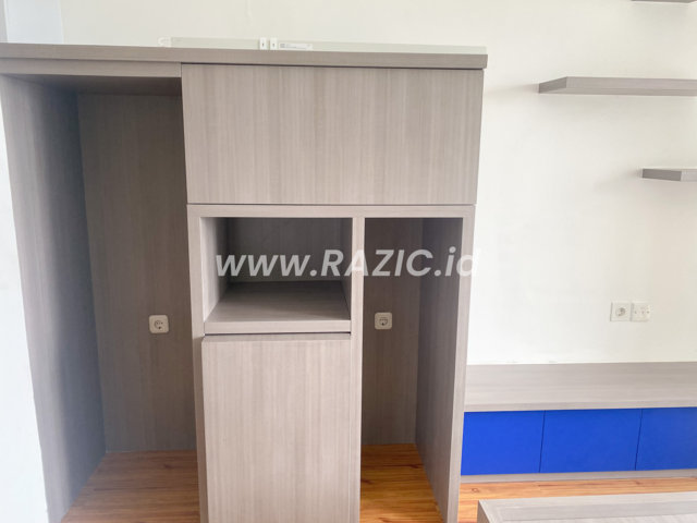 Office Desain Interior Apartemen Hollywod Glam Jakarta