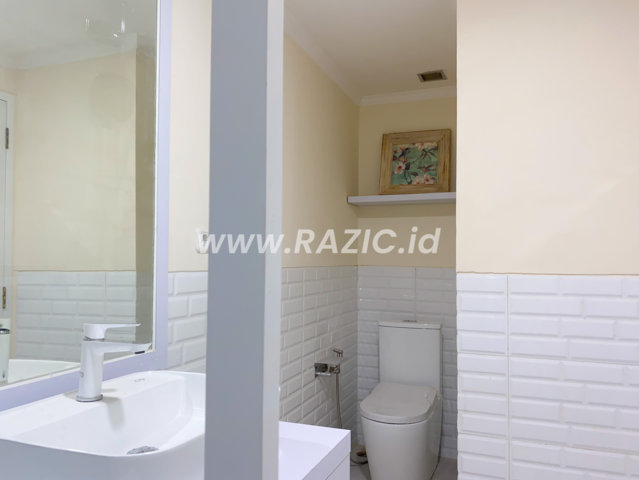 Ruang Tamu Interior Apartemen Hitam Jakarta