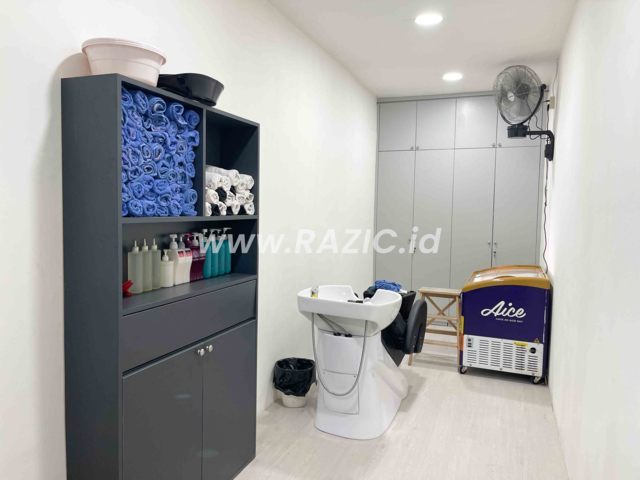 Konsep Desain Salon Wanita Pantai Indah Kapuk