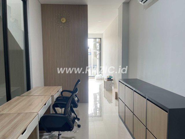 Biaya Desain Interior Kantor Kontemporer Ancol