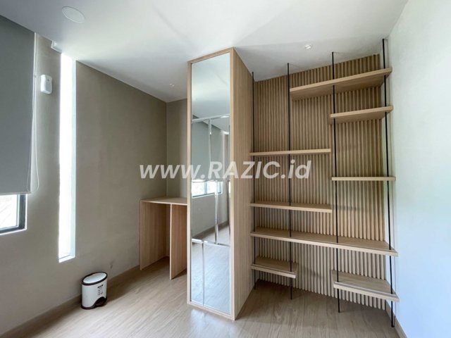 Ruang Interior Kantor Sederhana Ancol